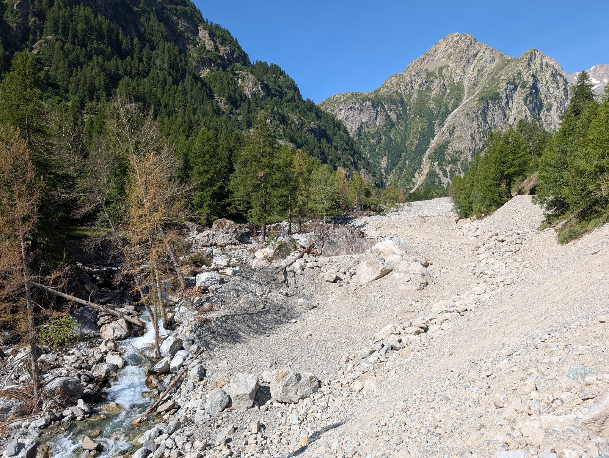 Spor etter flommen i september 2024